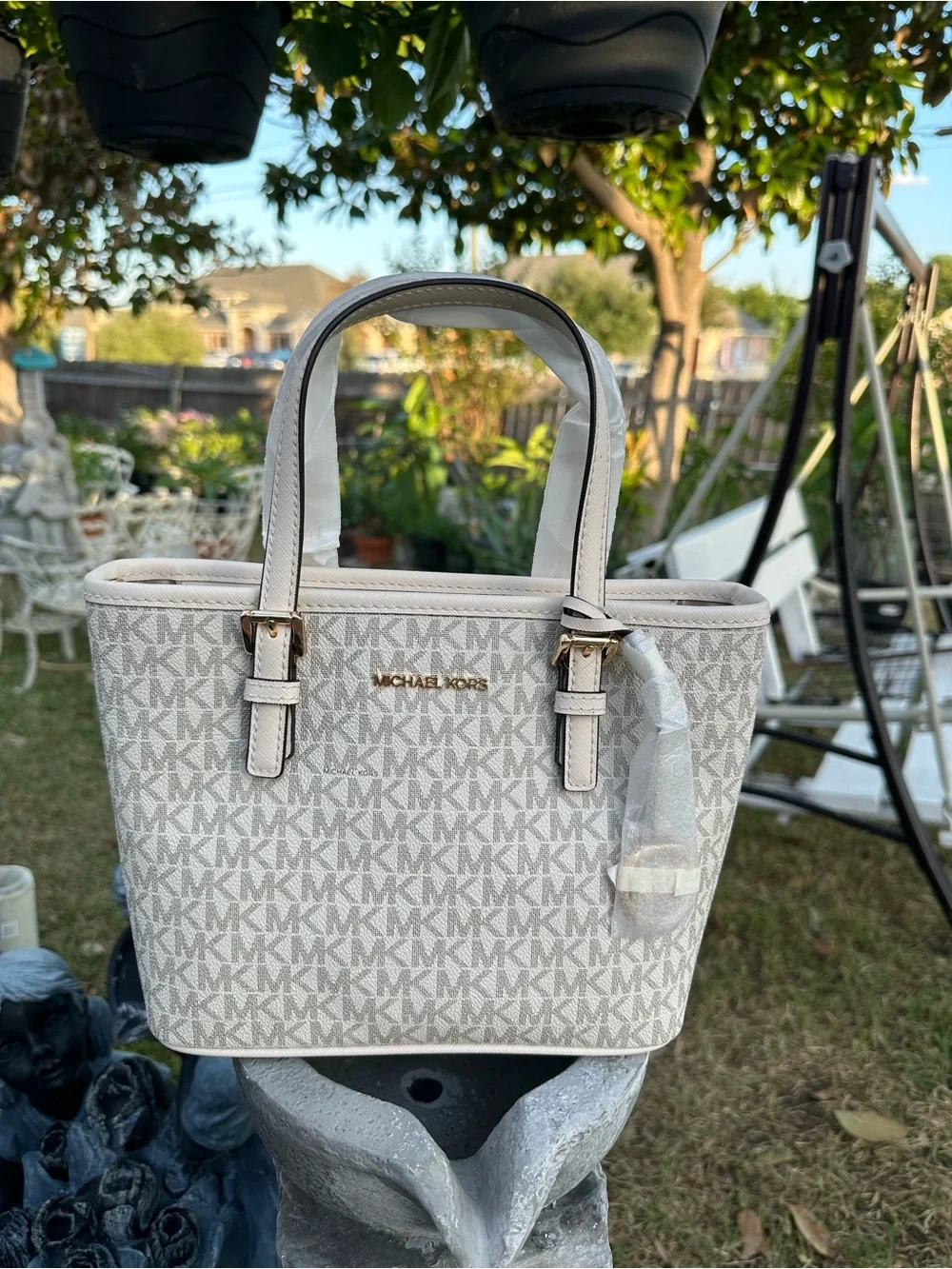 Michael Kors White/Beige Signature Tote with Matching Wallet